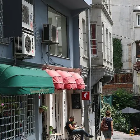 Jumba Hostel Istanboel